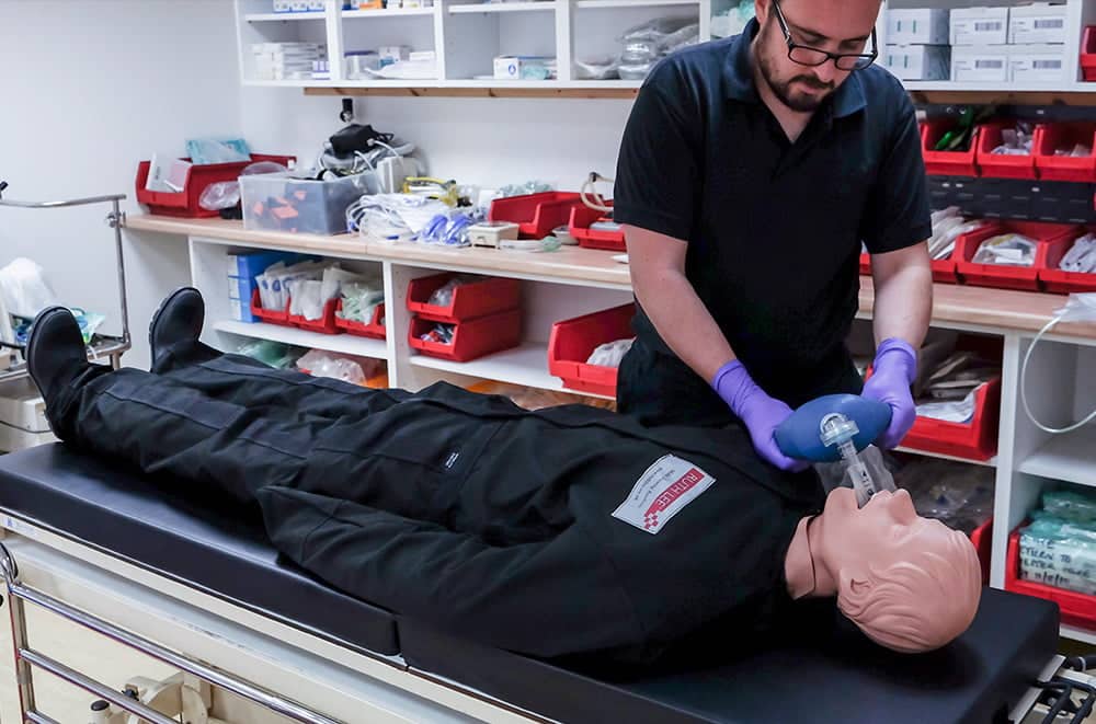 Ruth Lee Full Body Airway Managenent redningsdukke - Bilde 7
